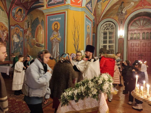 Поздравляем с великим праздником Рождества Христова!