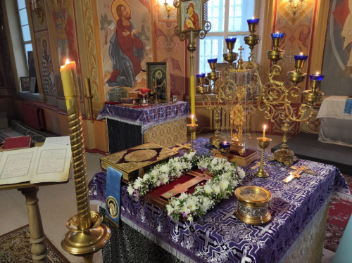 Благовещение Пресвятой Богородицы. Крестопоклонная неделя