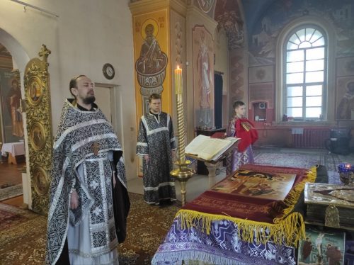 Богослужения завершающих дней Страстной седмицы