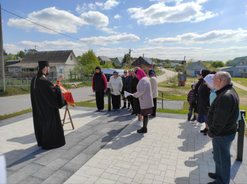 Совершено первое после Пасхи поминовение усопших