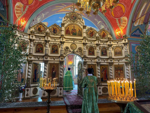 С праздником Святой Троицы!