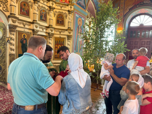 С праздником Святой Троицы!