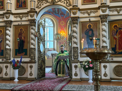 С праздником Святой Троицы!