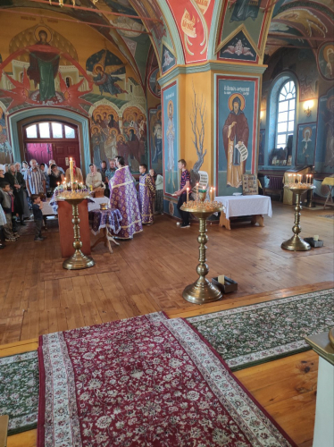 Изнесение Древ Честного и Животворящего Креста Господня