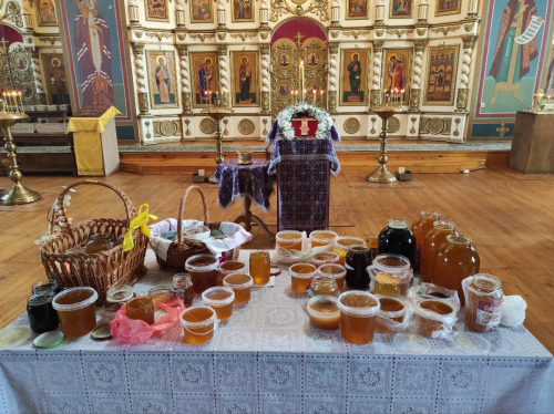 Изнесение Древ Честного и Животворящего Креста Господня