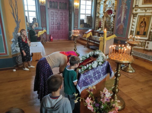 Изнесение Древ Честного и Животворящего Креста Господня