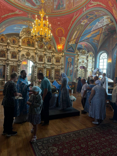 С праздником Успения Пресвятой Богородицы!