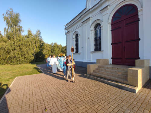 С праздником Успения Пресвятой Богородицы!