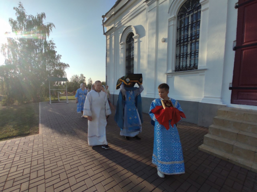 С праздником Успения Пресвятой Богородицы!