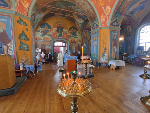 С праздником Успения Пресвятой Богородицы!