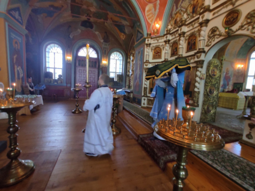 С праздником Успения Пресвятой Богородицы!