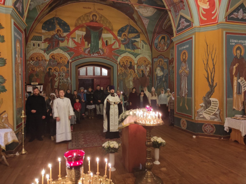 С великим праздником Рождества Христова!