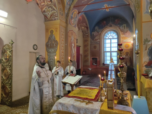 С великим праздником Рождества Христова!