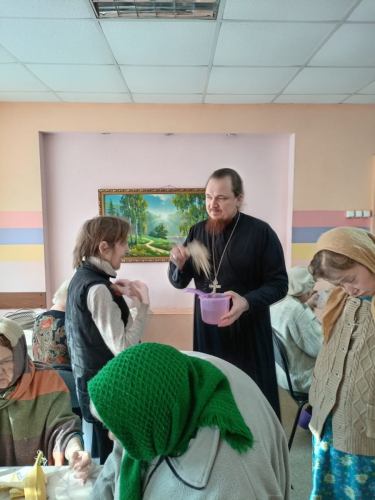 Посещение психоневрологического интерната в Ухорском