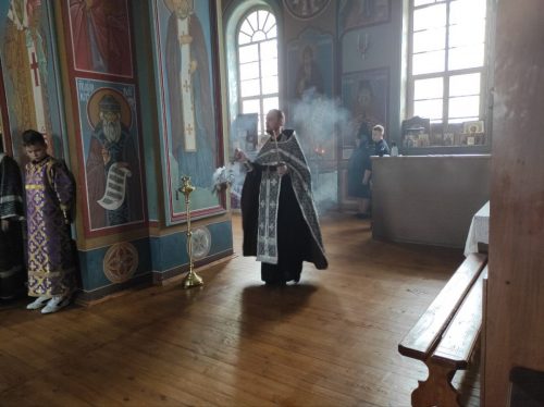 Богослужения завершающих дней Страстной седмицы