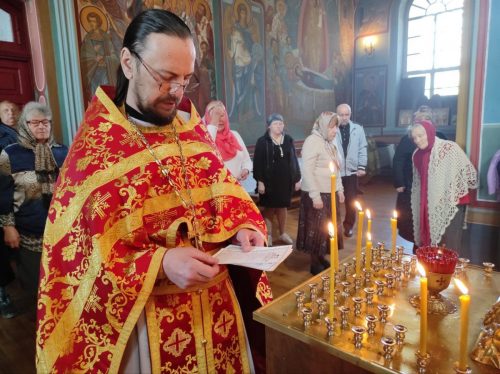 Пасхальное поминовение усопших на Радоницу