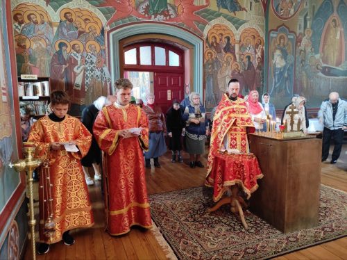 Пасхальное поминовение усопших на Радоницу