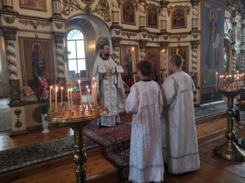 Преобразился еси на горе, Христе Боже...