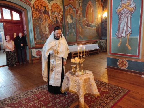 Преобразился еси на горе, Христе Боже...