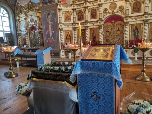 С праздником Успения Пресвятой Богородицы!