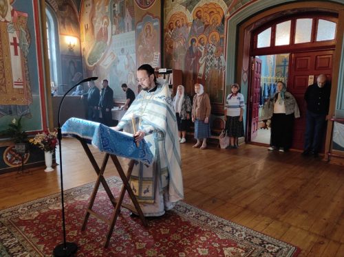 С праздником Успения Пресвятой Богородицы!