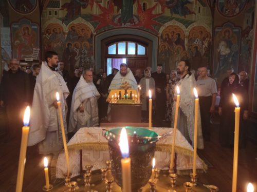 На 40-й день по кончине ктитора Покровского храма была совершена литургия
