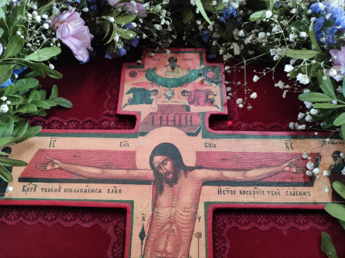 Всемирное Воздвижение Честного и Животворящего Креста Господня